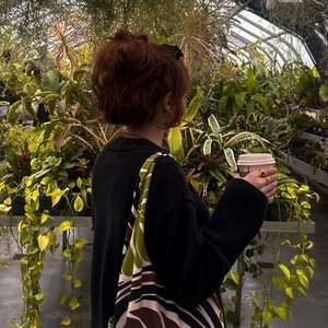 Meet your Posher, Leah